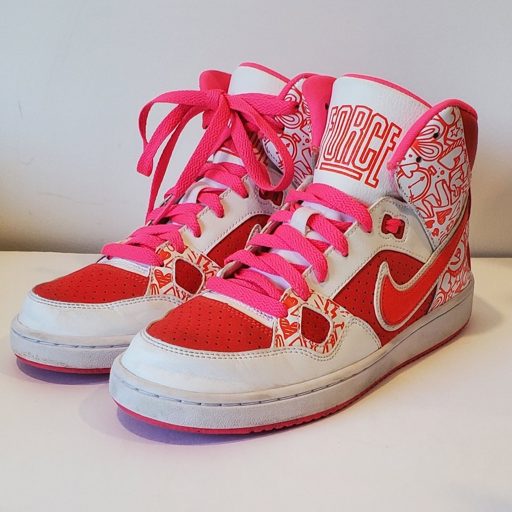 NIKE Son of Force Mid Print Peace Love Dove Girls Sneakers Hi Tops Shoes 5.5 Y